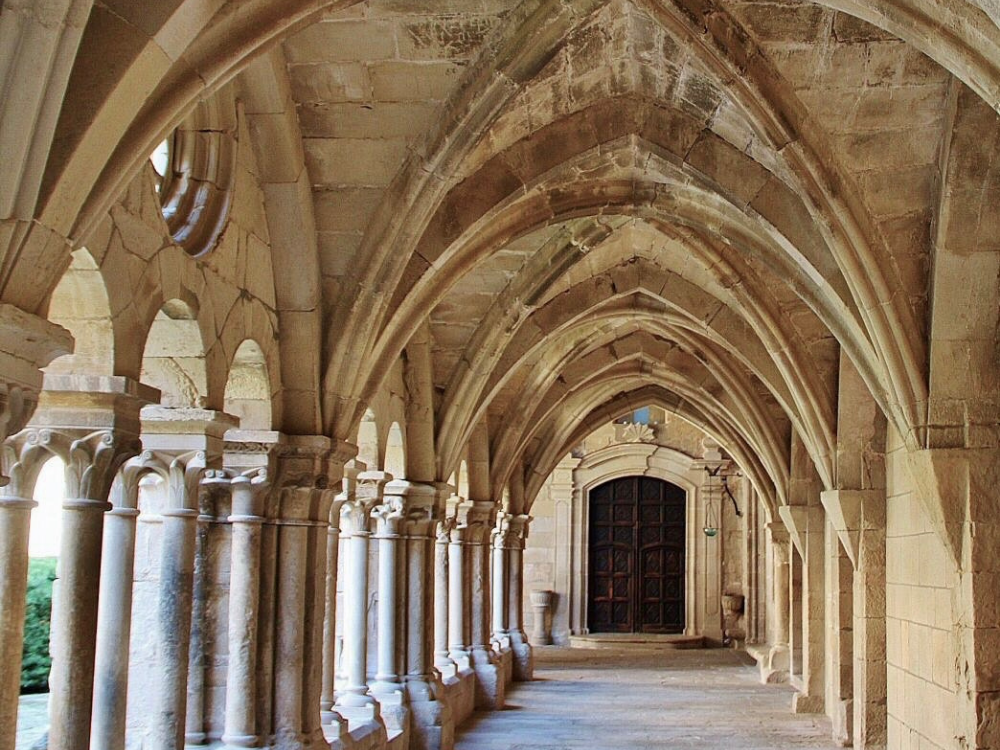Monasterio de Vallbona de les Monges, vista del claustro del monasterio
